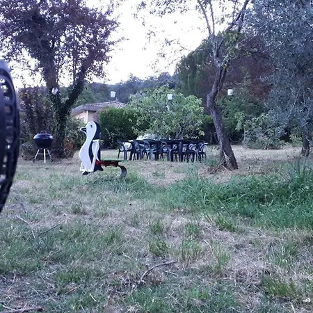 Le Plaqueminier Ομπενά