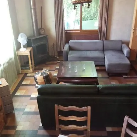 Le Plaqueminier Ομπενά